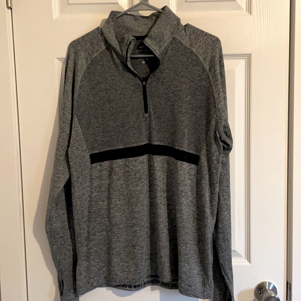 Nike dri-fit pullover